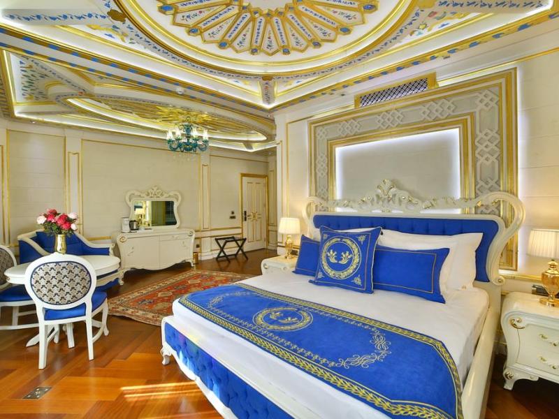 Seven Hills Palace Hotel