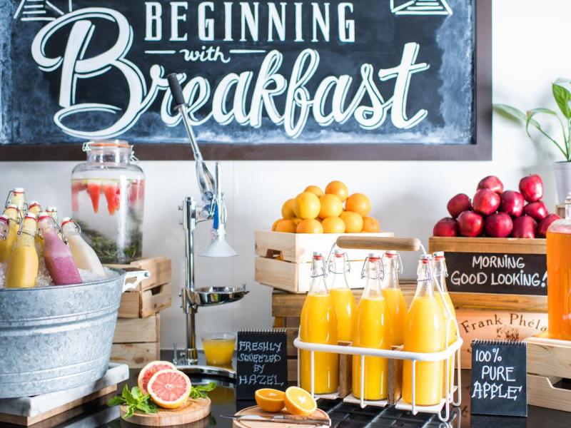 Radisson Blu Hotel, Dubai Canal View