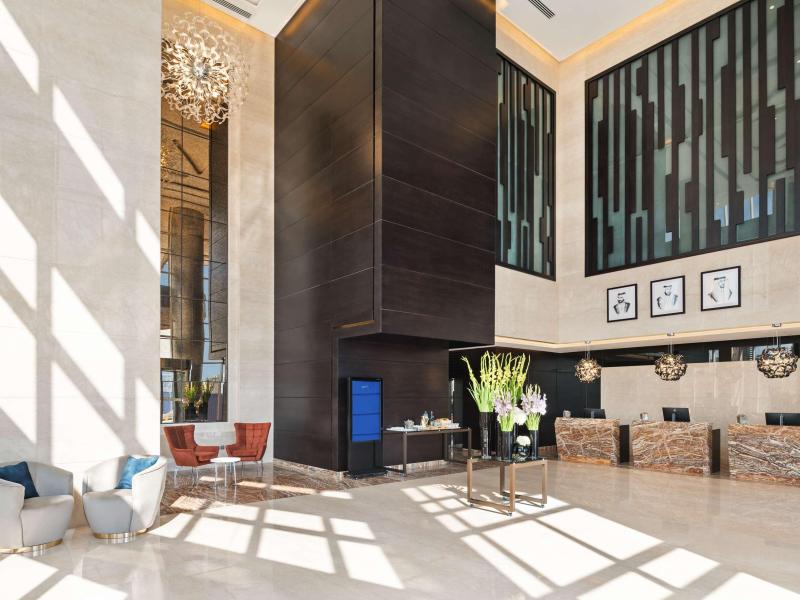 Radisson Blu Hotel, Dubai Canal View