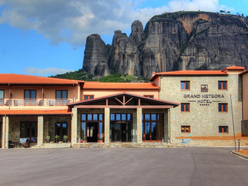 Grand Meteora Hotel