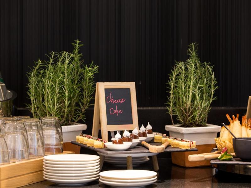 Park Inn by Radisson Dubai Motor City