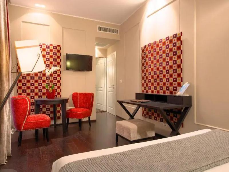 Stendhal Luxury Suites