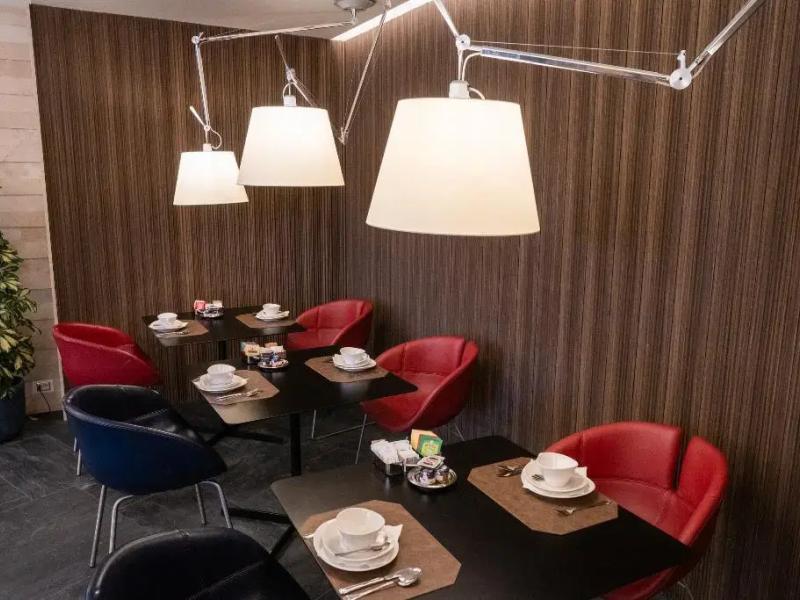 Stendhal Luxury Suites