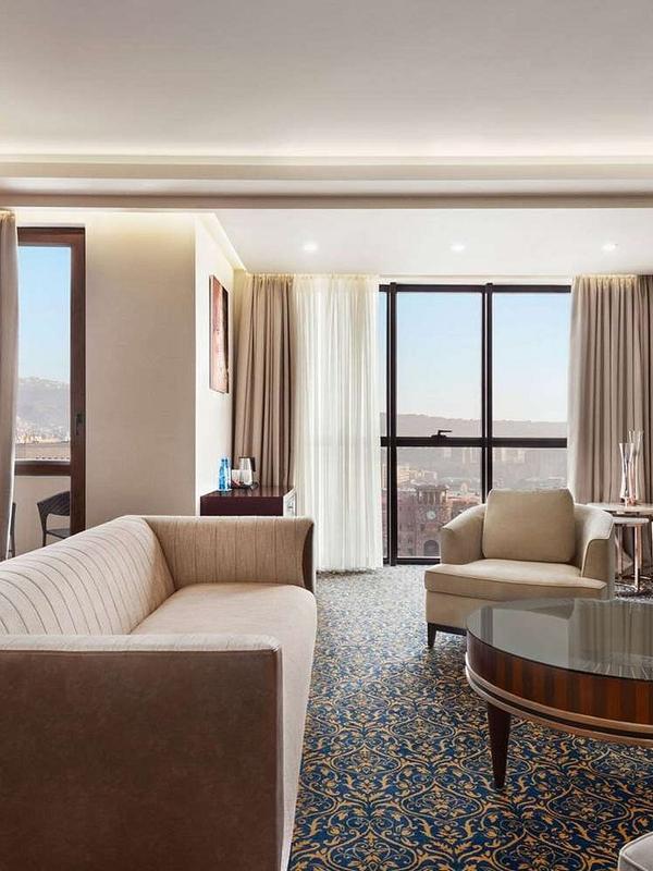 Ramada Hotel & Suites