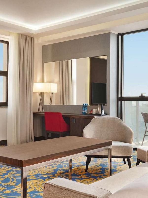Ramada Hotel & Suites
