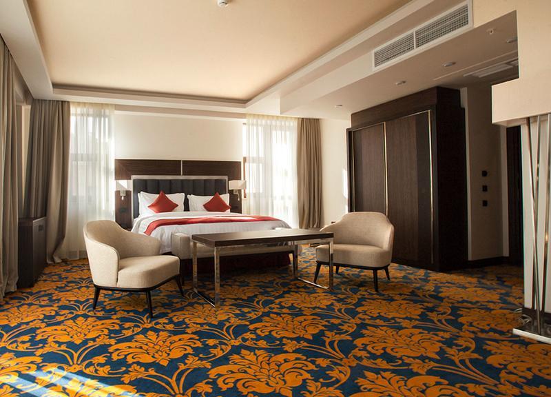 Ramada Hotel & Suites