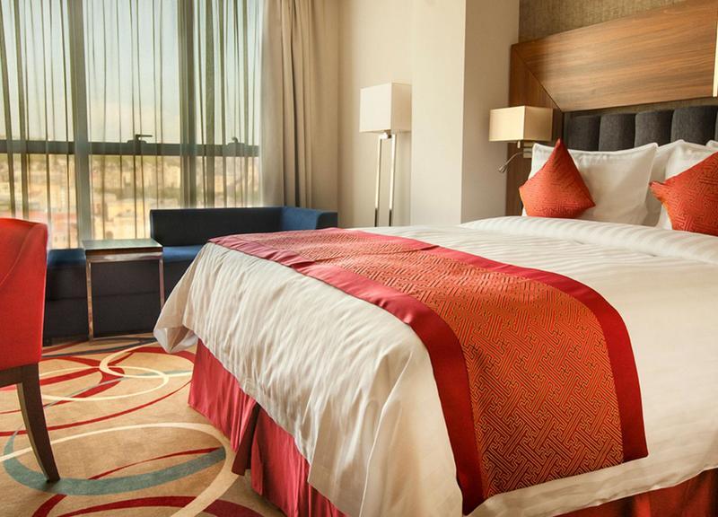 Ramada Hotel & Suites