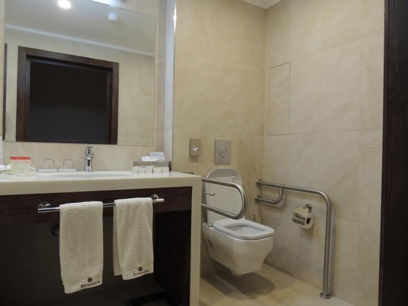 Ramada Hotel & Suites