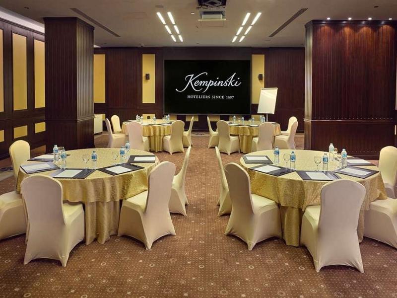 Royal Maxim Palace Kempinski Cairo