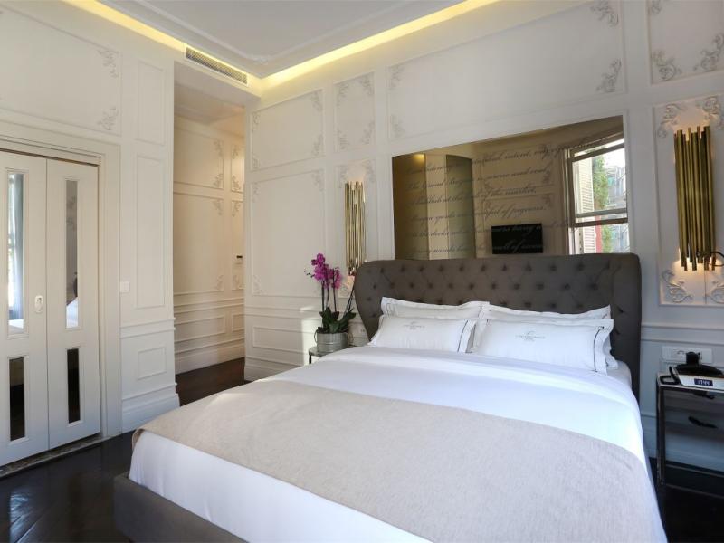 Fuga Hotel Constantinidis