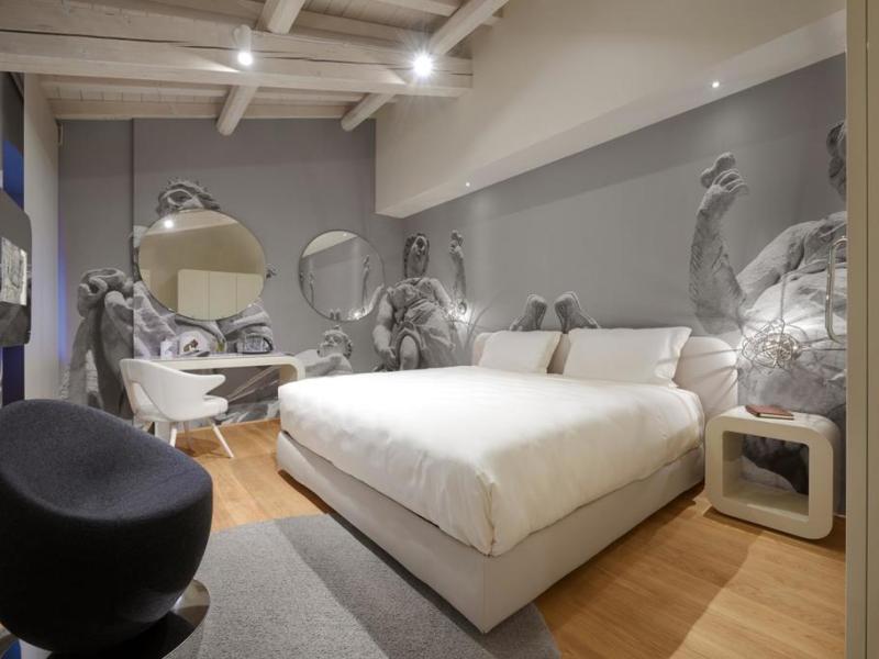 Lords of Verona Luxury Apartments
