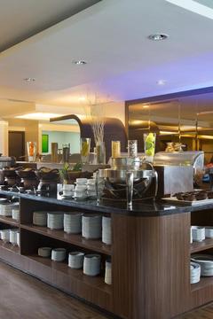 Отель Best Western Plus Kemayoran Hotel Индонезия, Джакарта, фото 2