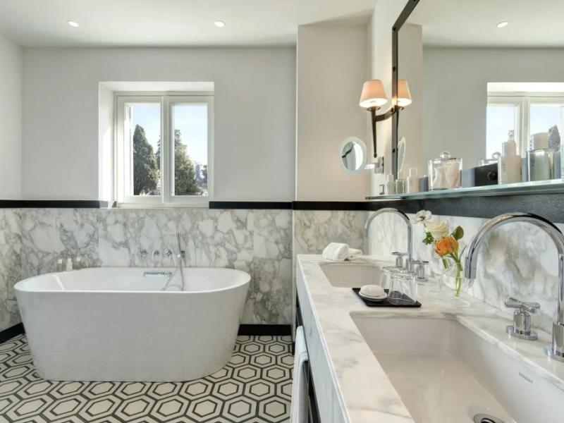 Rocco Forte Hotel De La Ville