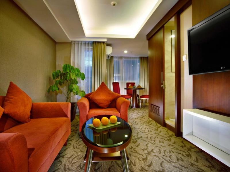 Aston Pluit Hotel & Residence