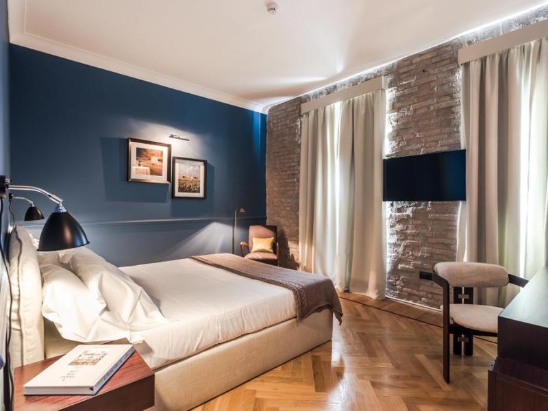 The Fifteen Keys Hotel