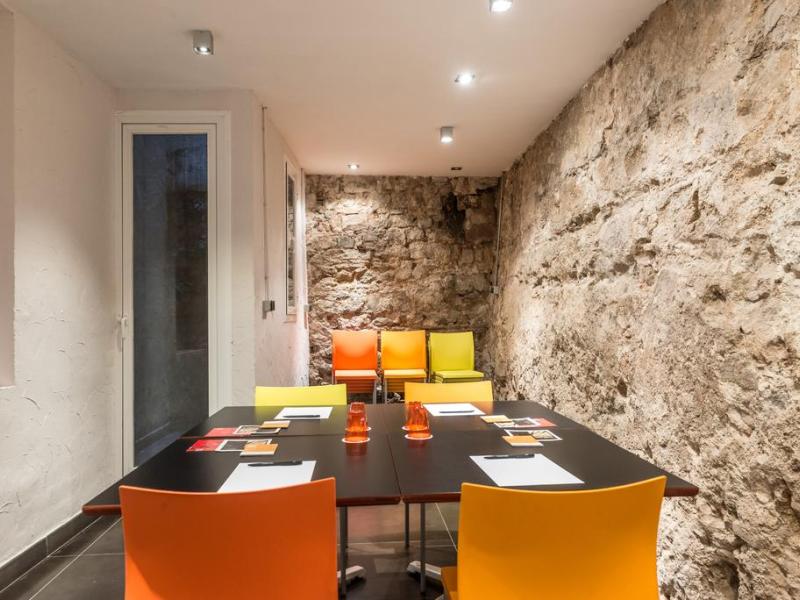 Ciutat Vella Apartments