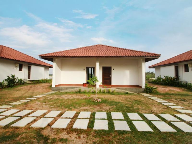 Capital O 266 The Wind Beach Resorts