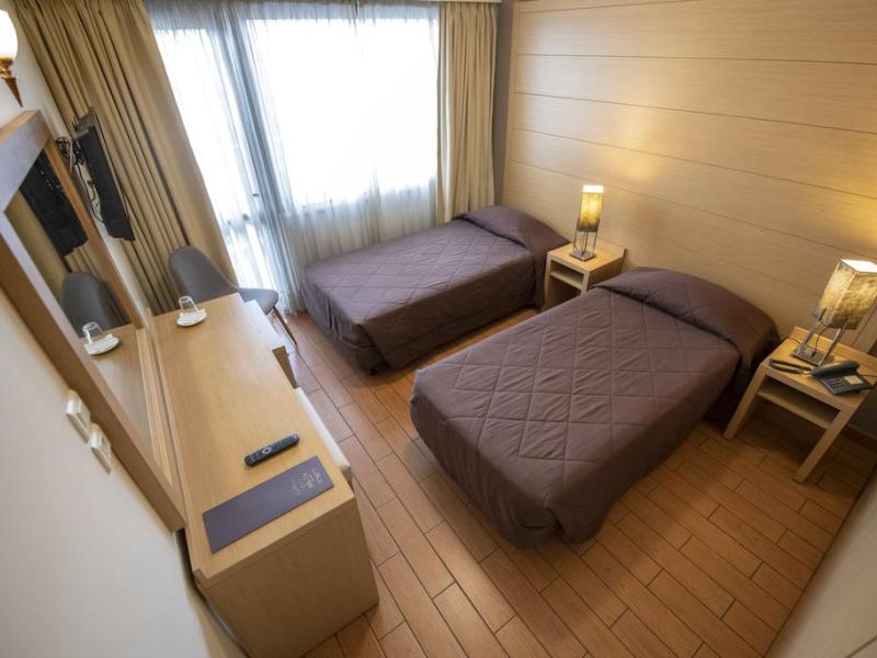 Parnon Hotel