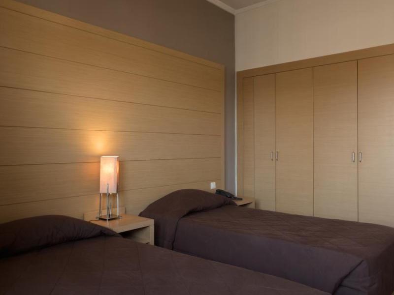 Parnon Hotel