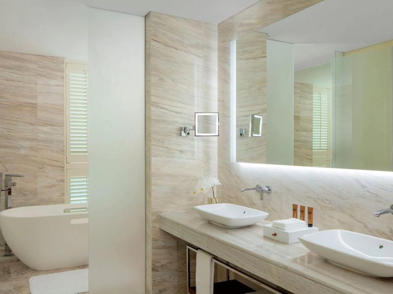 Paramount Hotel Dubai