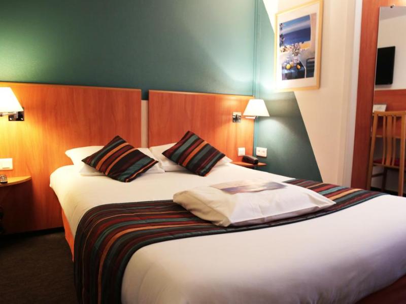 Hotel Kyriad Les Ulis