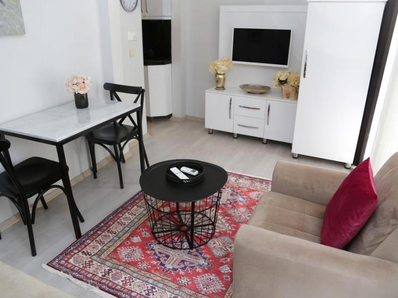 Ditto Flats