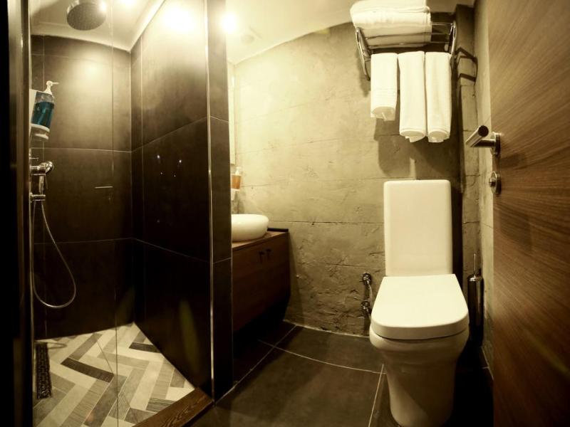 Elibol Hotel