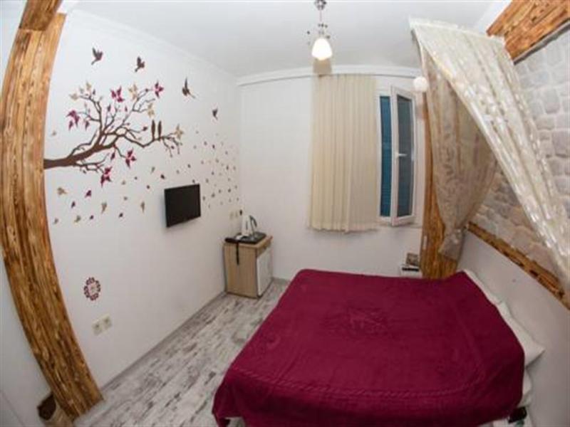 Hot Budget Ortakoy