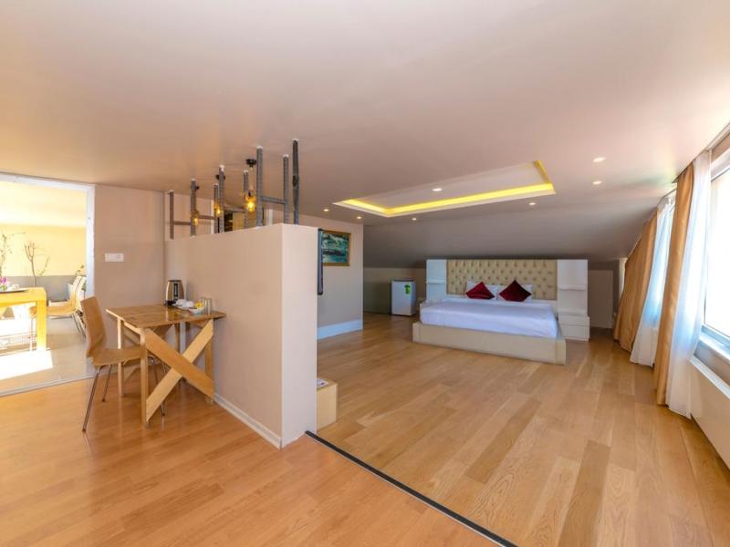 Hotel Next2