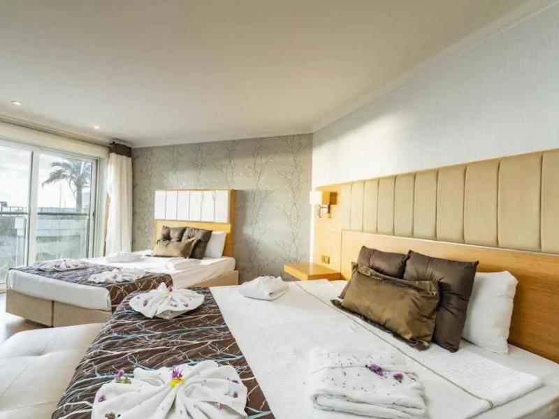 Maira Deluxe Resort Hotel