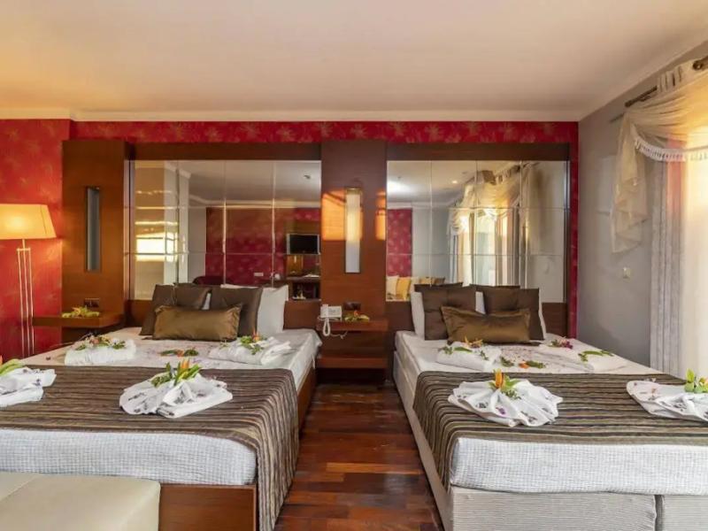 Maira Deluxe Resort Hotel