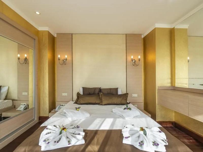 Maira Deluxe Resort Hotel