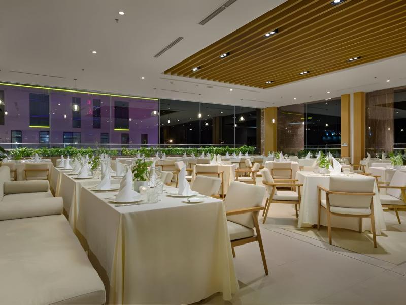 TMS Hotel Da Nang Beach