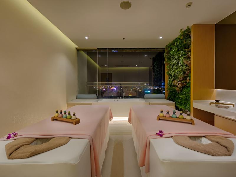 TMS Hotel Da Nang Beach