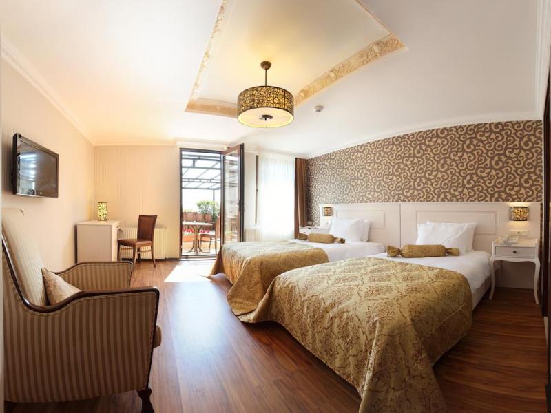 Taksim Pera Orient Suites