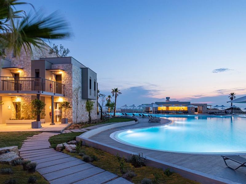 Portes Lithos Luxury Resort