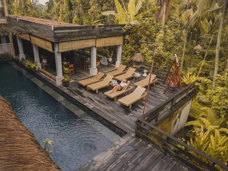Alam Sembuwuk Resort