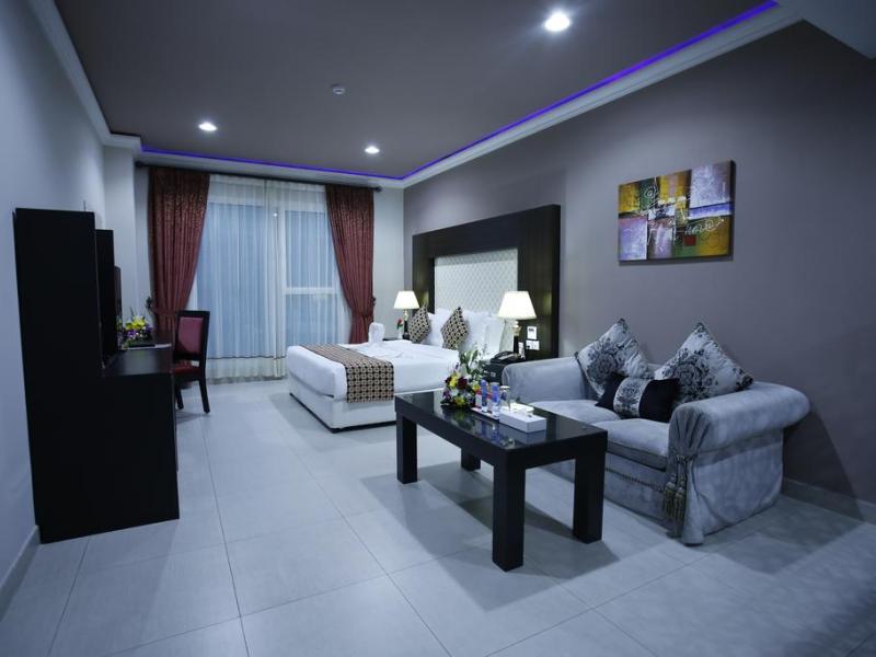 Crystal Palace Hotel