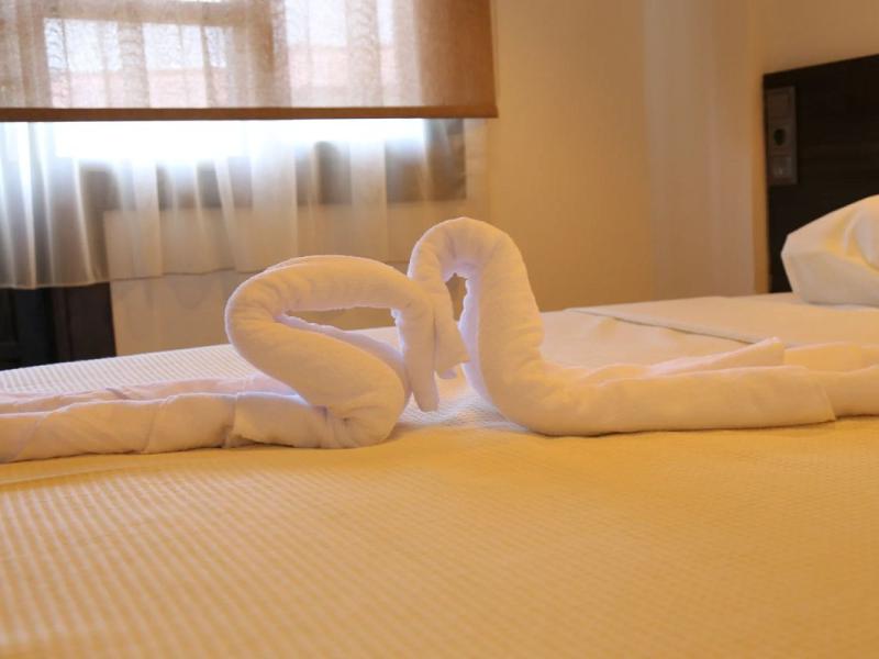 Derin Luxury Hotel