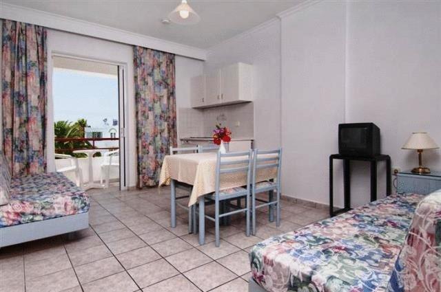 Alexandra Beach Hotel