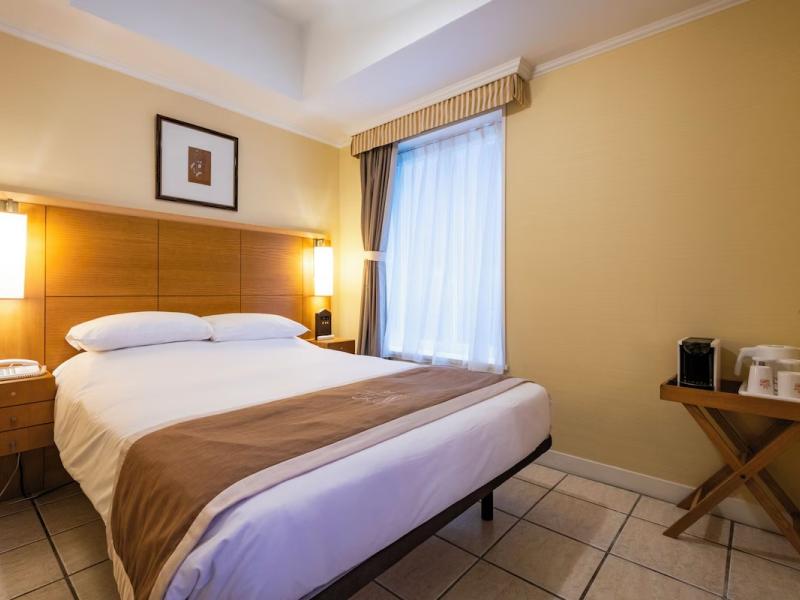 Monterey La Soeur Ginza