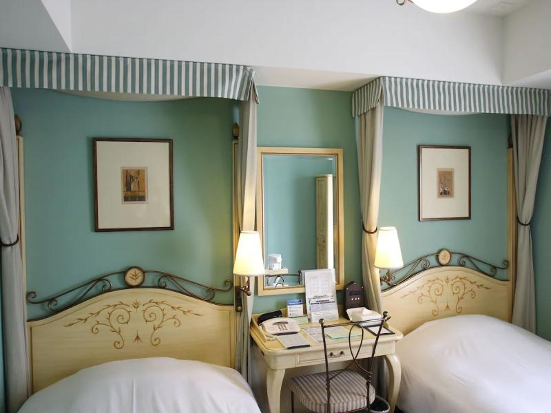 Monterey La Soeur Ginza