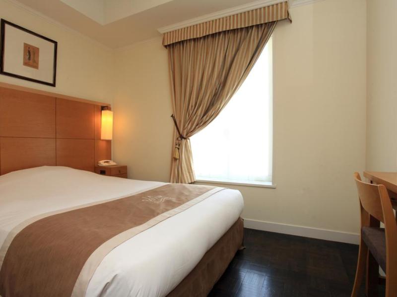 Monterey La Soeur Ginza