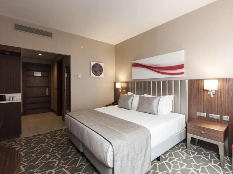 Ramada Istanbul Alibeykoy