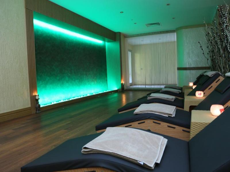 Ramada Hotel & Suites by Wyndham Istanbul Sisli