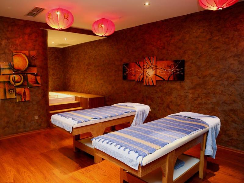 Ramada Hotel & Suites by Wyndham Istanbul Sisli