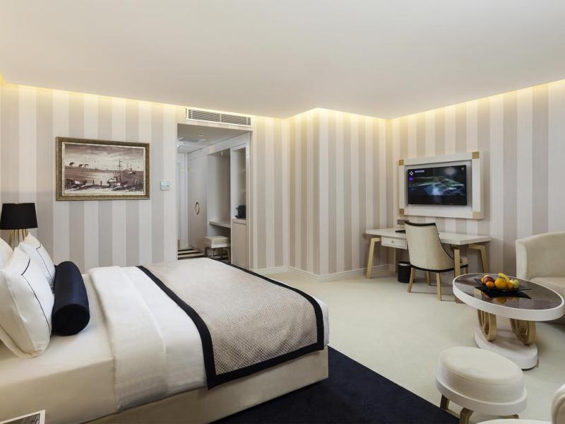 Ramada Hotel & Suites by Wyndham Istanbul Sisli