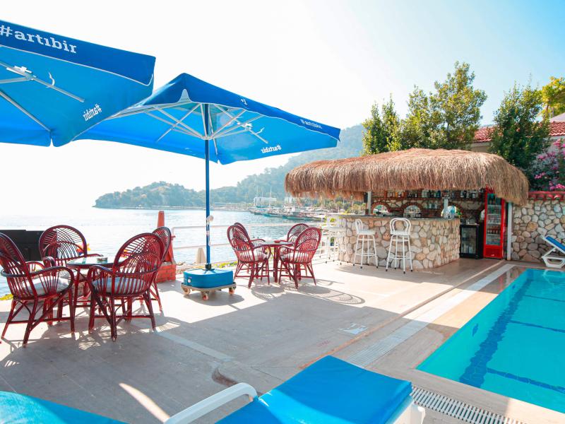 Zeybek Beach Hotel