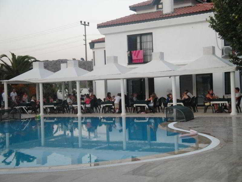 Club Mel Holiday Resort