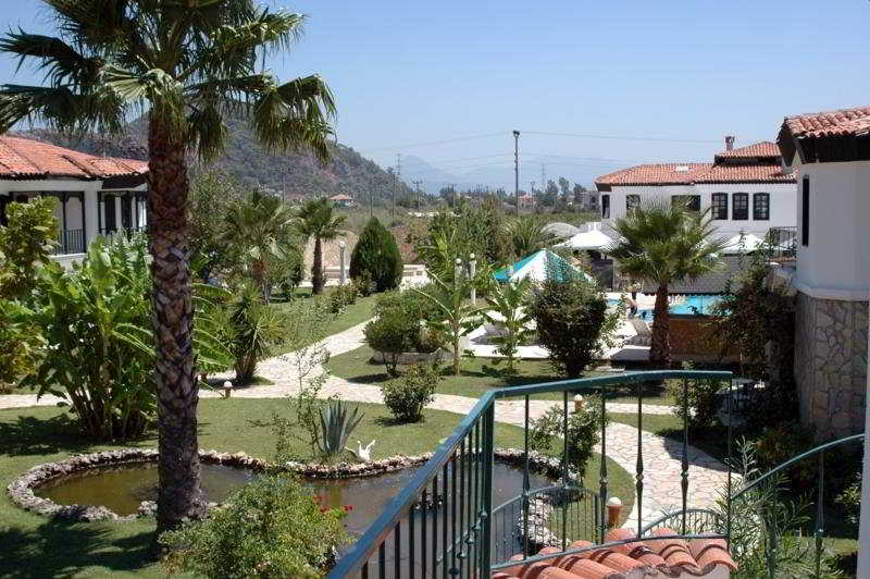 Club Mel Holiday Resort